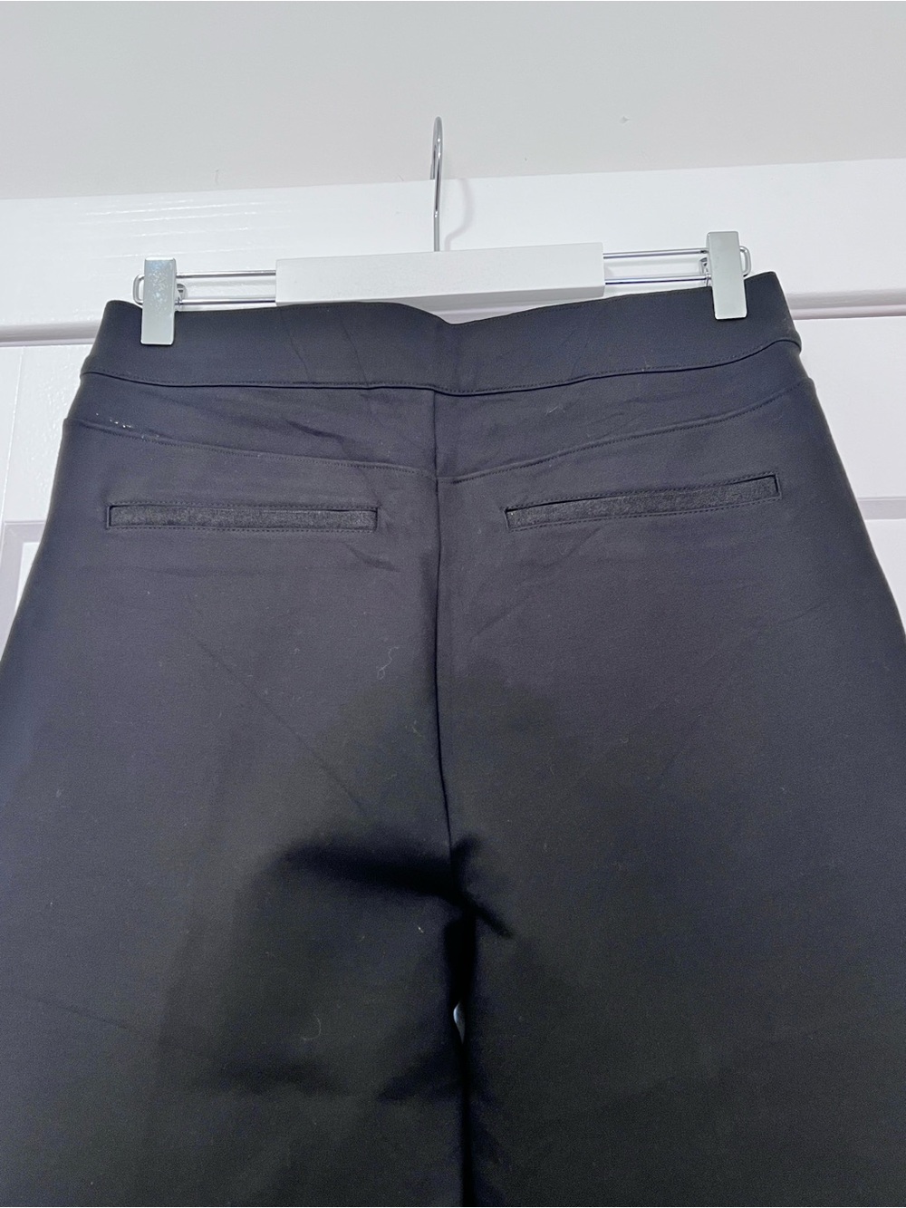 Spanx Hi-Rise Flare in Ponte NWT Large - Picture 12 of 16